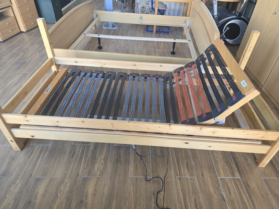 Болнично електрическо легло