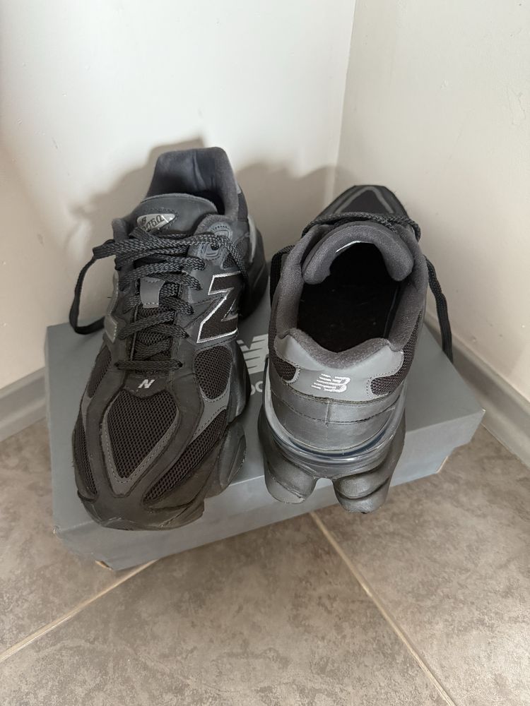 New Balance 9060