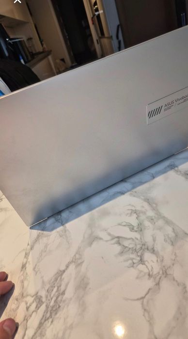 ASUS Vivobook Go 8GB/128GB