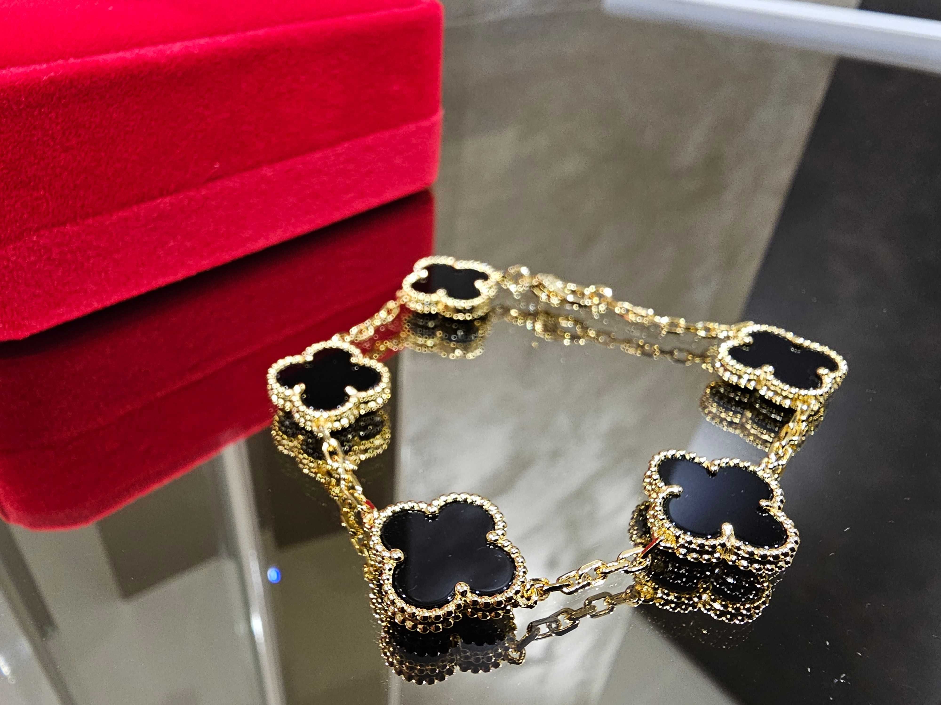 Van Cleef & Arpels VCA Black 5 Motifs Vintage Alhambra Дамска Гривна