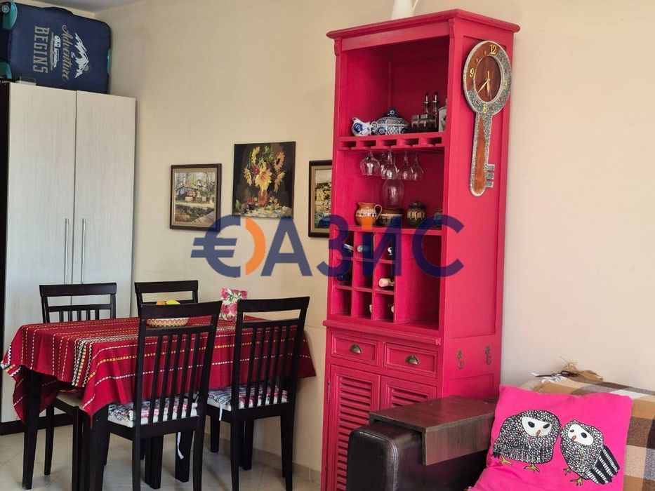 Продава се Двустаен апартамент в к.к. Слънчев бряг - 55 кв.м за 1882 €/кв.м - Снимка #5