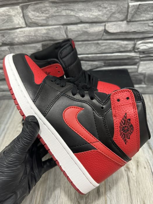 39-44 Jordan 1 Bred Banned
