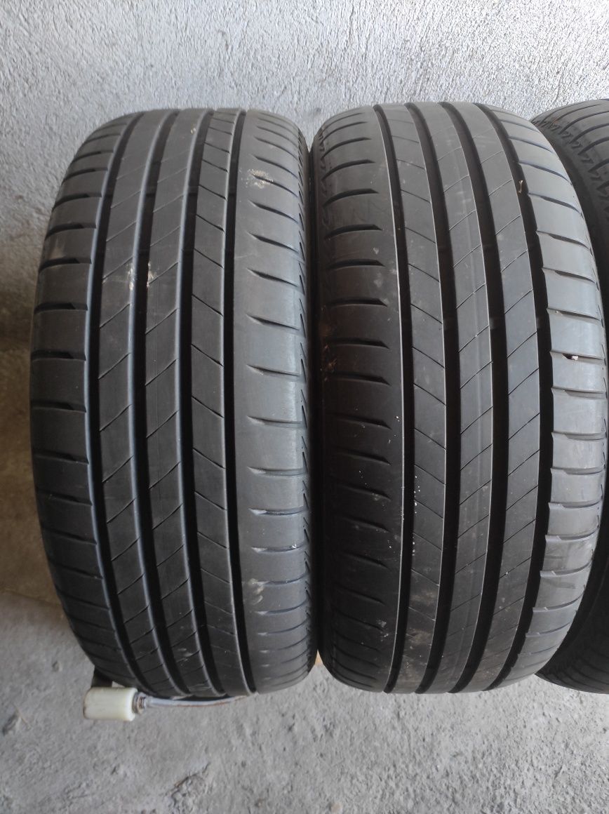 235/55/18 Bridgestone