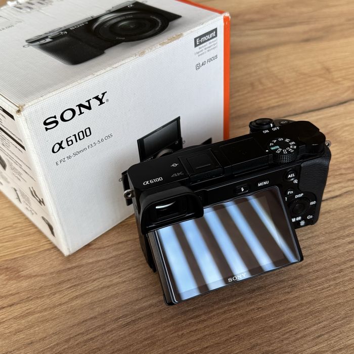 Sony A6100 + обектив Sony SEL 16-50mm f/3.5-5.6 PZ