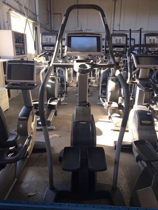Depozit aparate fitness technogym