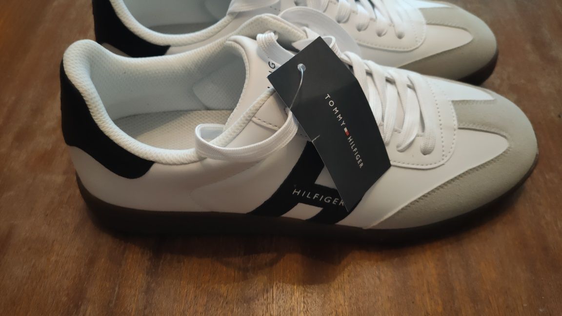Обувки Tommy Hilfiger 45.5 номер