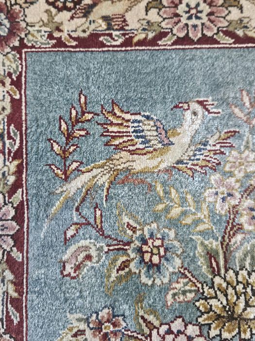 Килим Hereke Копринено искустово.