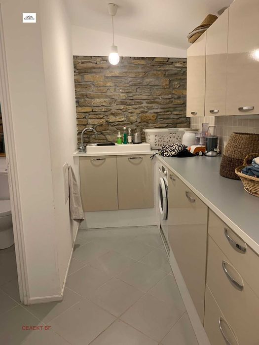 Продава се Къща в с. Долни Драгойча, Област Габрово - 252 кв.м за 711 €/кв.м - Снимка #11