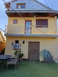 Apartament la casă la 10 minute de Podul de fier
