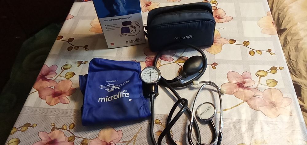 Апарат за кръвно - microlife BP AG1-20
