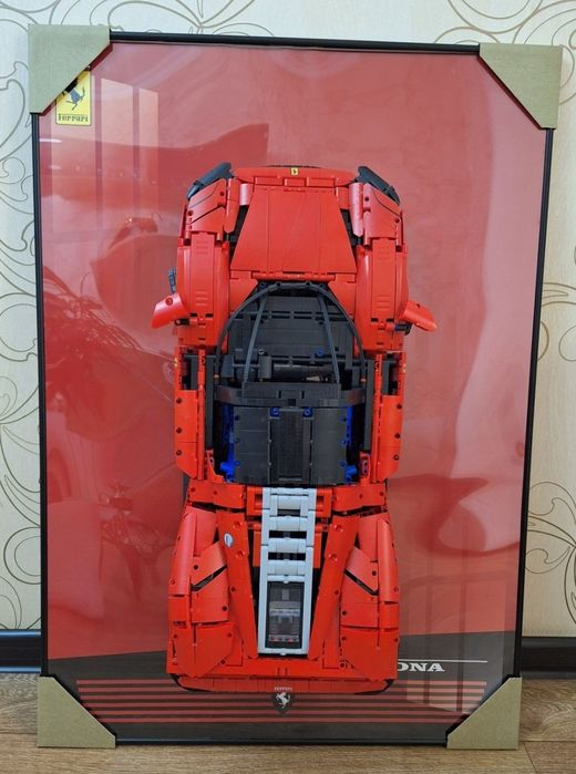 Машина LEGO Ferrari