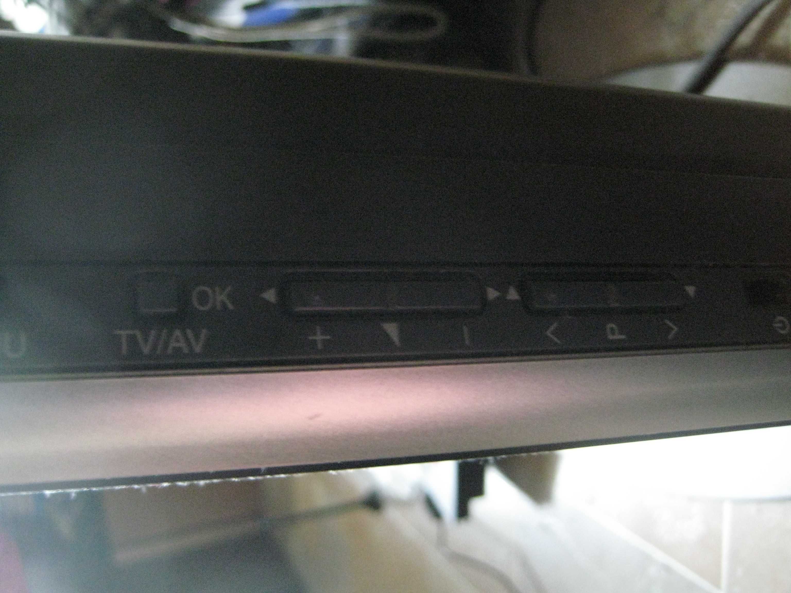 Продавам телевизор JVC LT-20C70BU + Декодер Flashtech пълен комплект