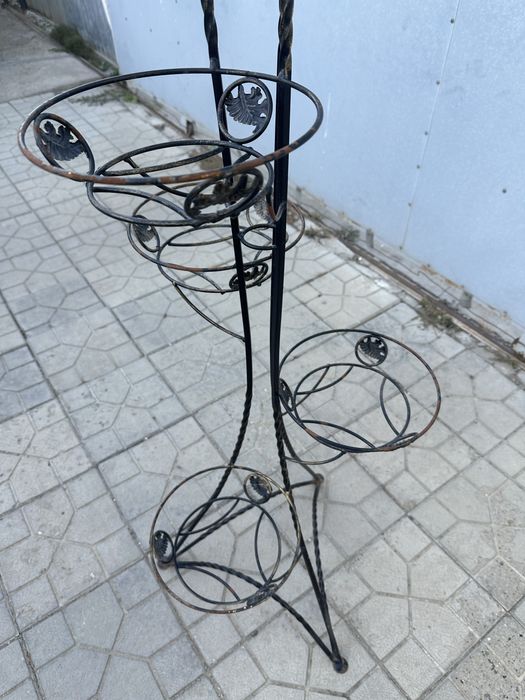 Подставка для цветов