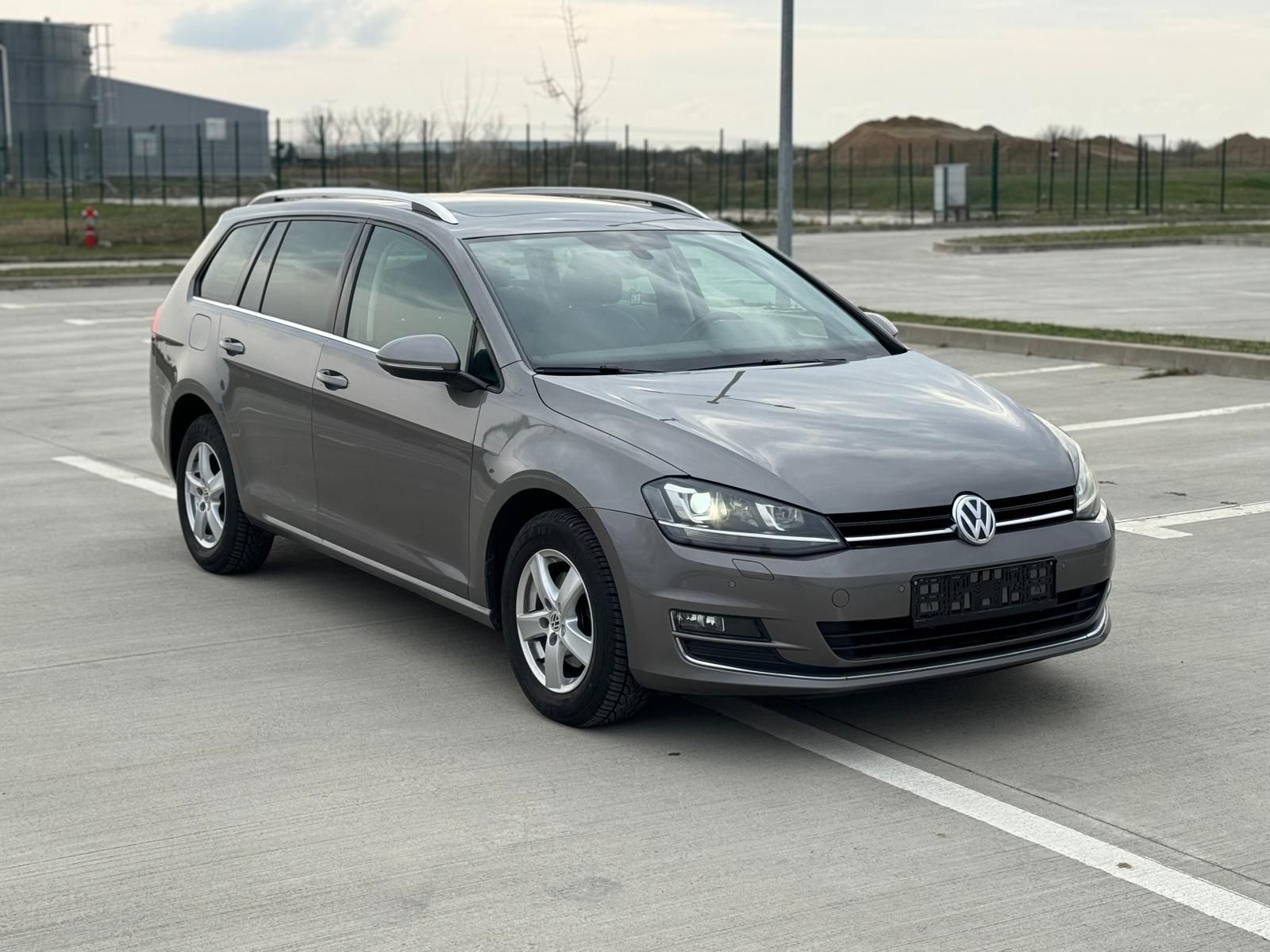 Volkswagen Golf 7 Highline 2.0Diesel 150cp Panoramic Navigatie