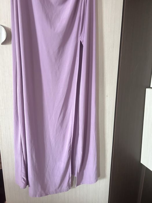 Лилава рокля Pull and bear нова