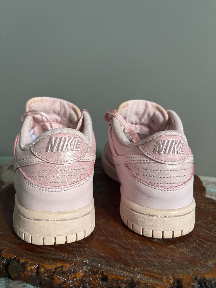 Adidași Nike Dunk Low ‘17 SE prism pink