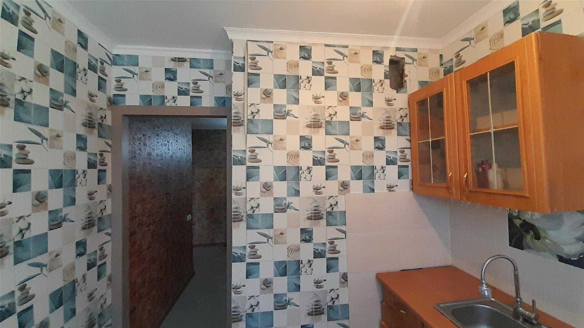 Продам 3 комн квартиру по ул Абая на 5 мкр, расмотр обмен!