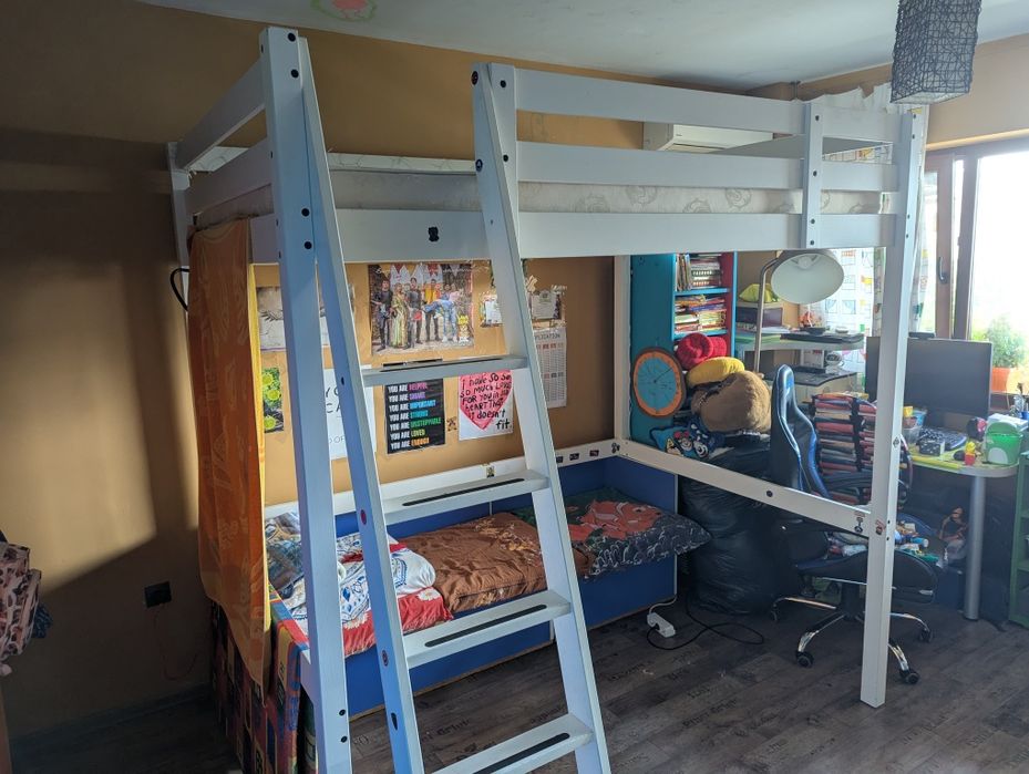продавам IKEA STORÅ – легло с надстройка, 140x200 см, бяло