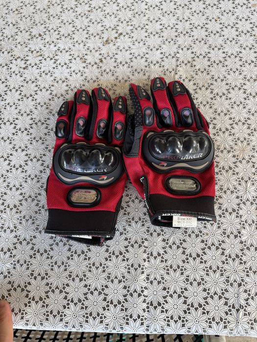 Protectie coloana moto Dainese + accesorii moto