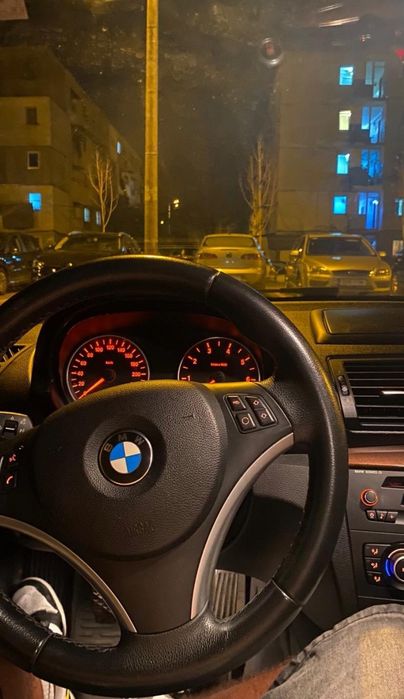 BMW seria 1 Euro 5 2009
Descriere: 
Vând BMW seria 1 adus