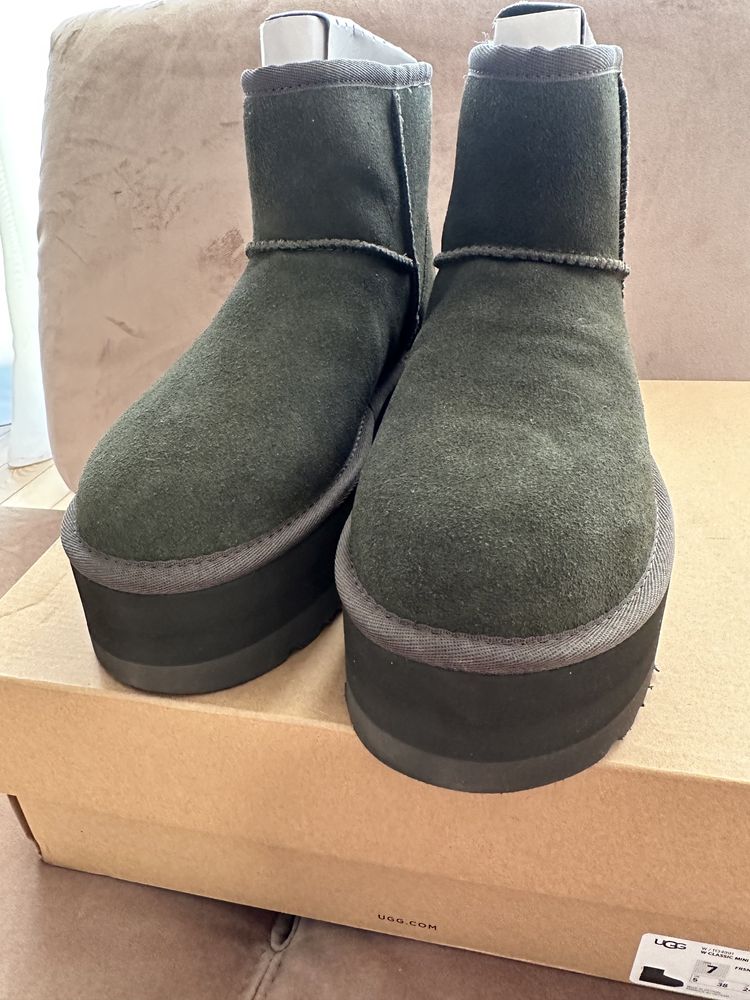 Ugg Classic mini platform verde 39/40