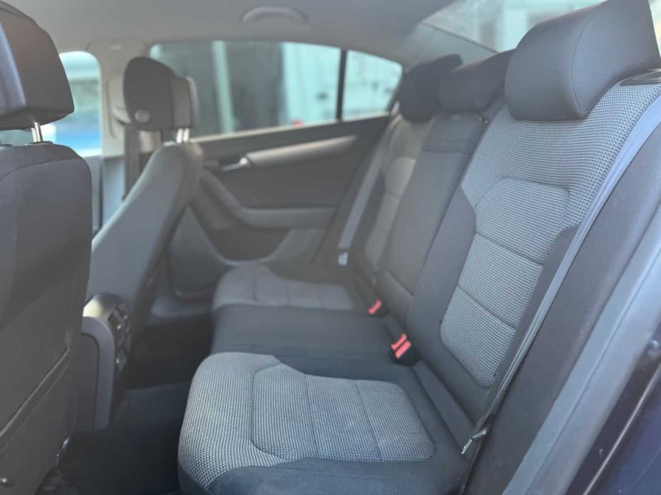 Volkswagen Passat B7 2.0 TSI Comfortline (211 CP) Night Blue Metallic