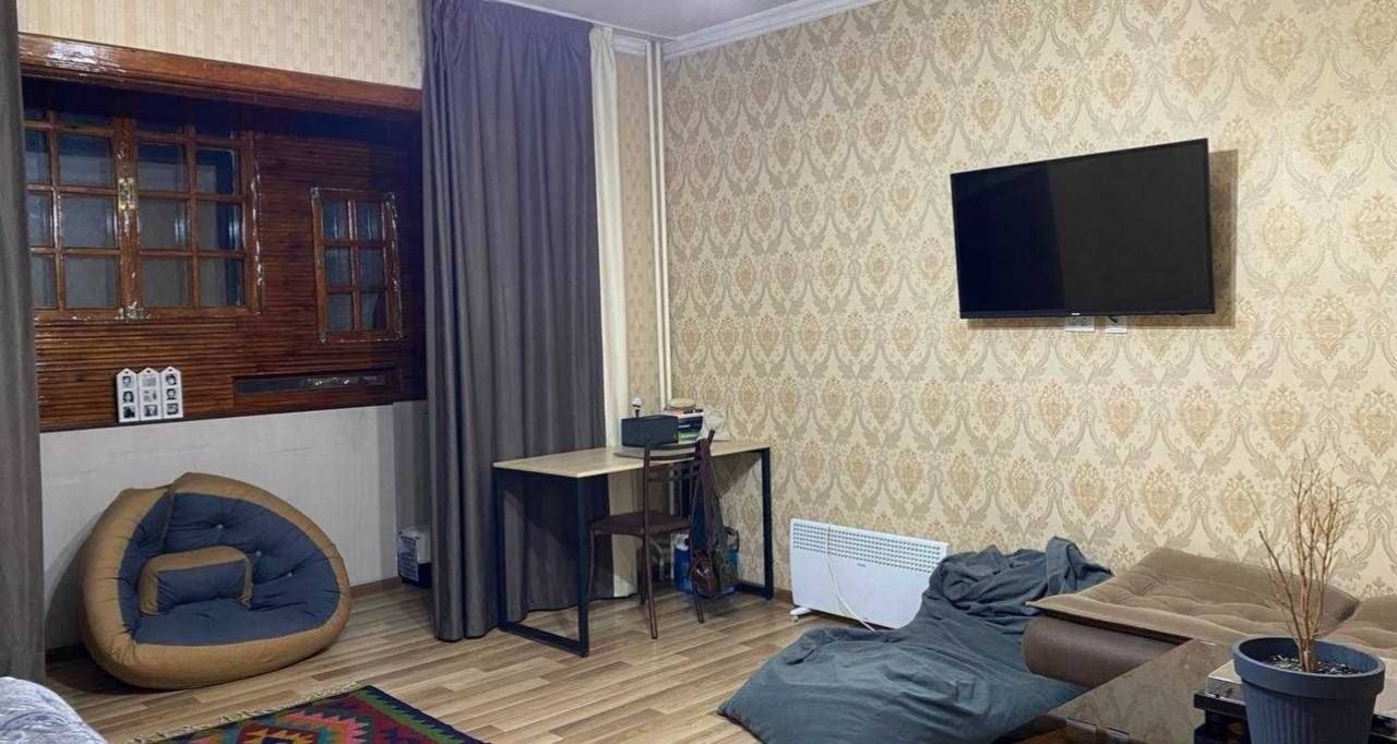 Продаётся 1 ком Дархан