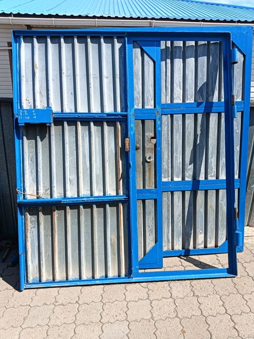 Ворота с калиткой