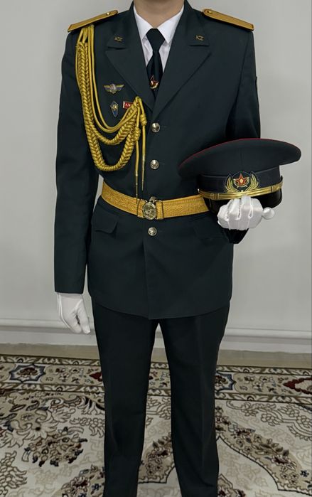 Военный форма парадная