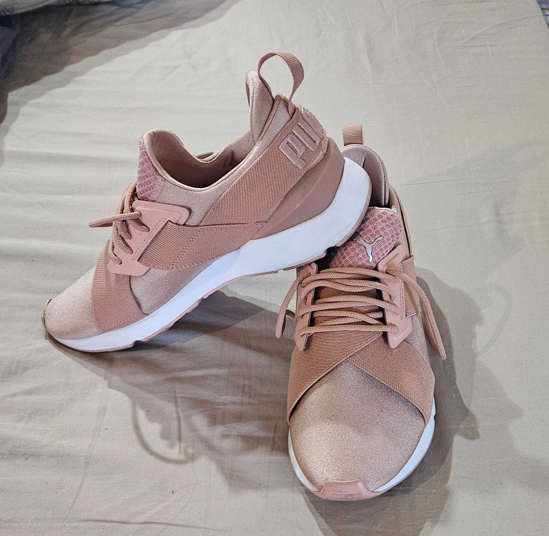 НОВА ЦЕНА!Дамски маратонки Пума PUMA, номер 40.5