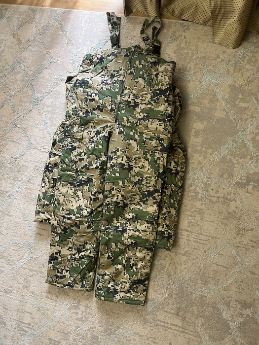 Продам бушлат и ватный комбинезон