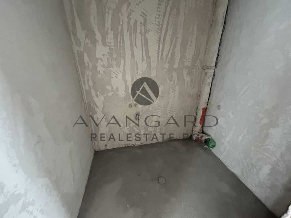 Продава се Тристаен апартамент в Пловдив, Център - 100 кв.м за 1918 €/кв.м - Снимка #8