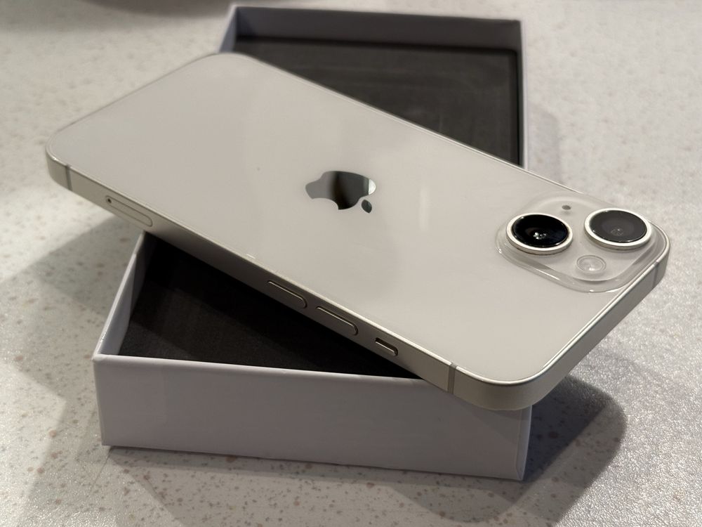 iPhone 14 256GB Бял – Перфектен, 100% Батерия!