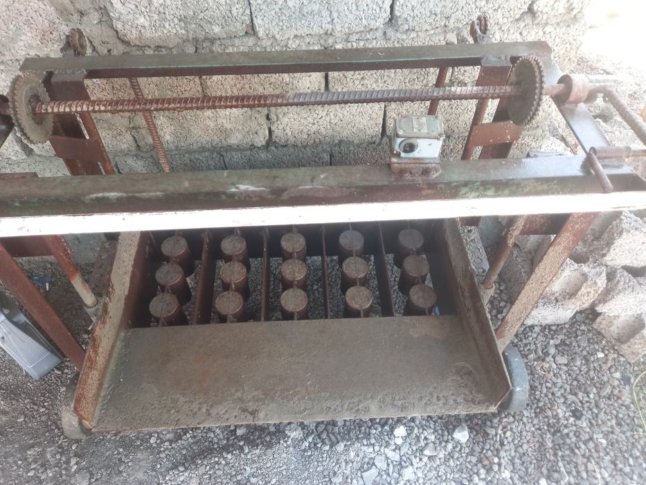 Mishalka soz xolada ishlab turgan