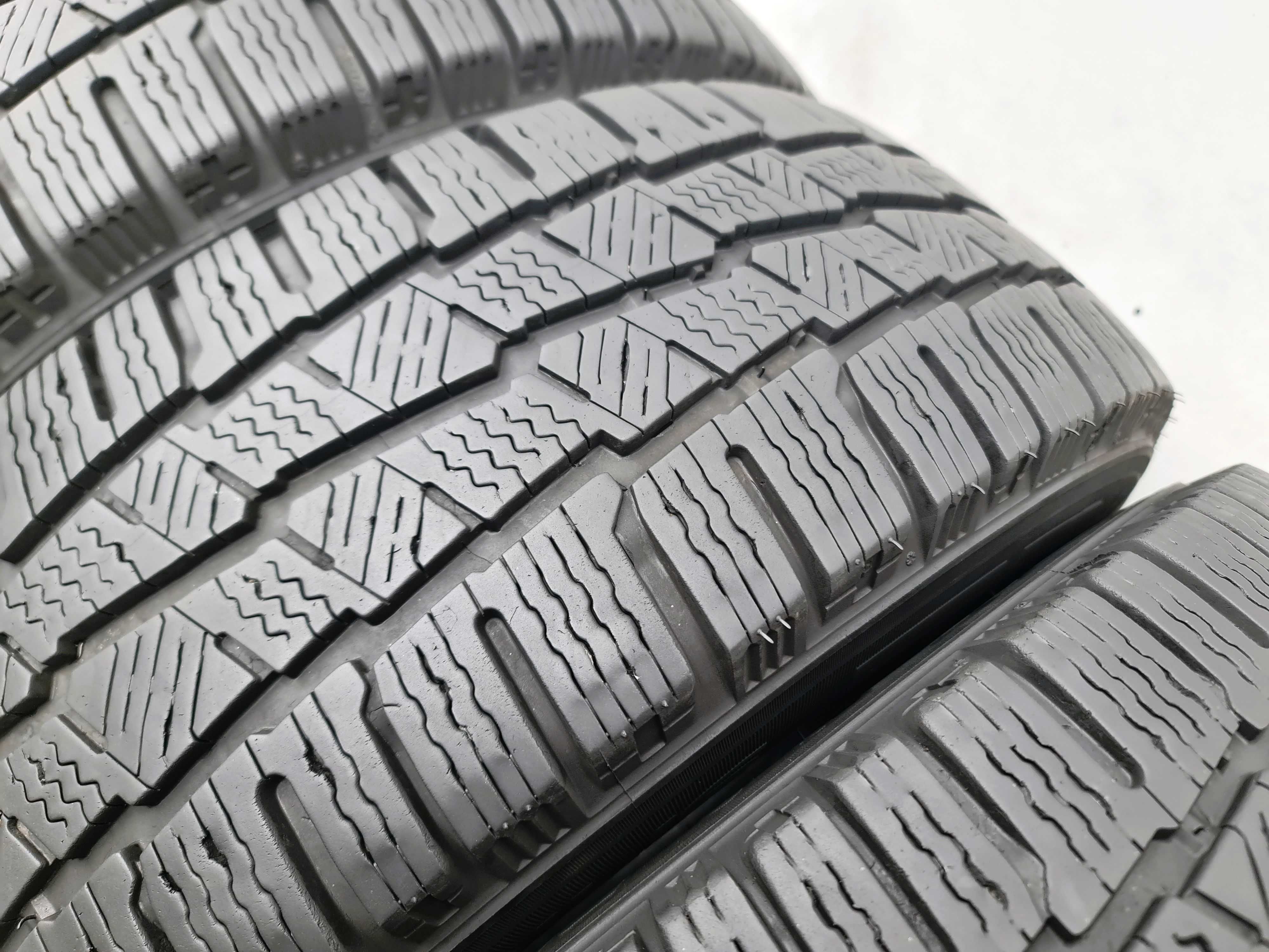4бр. 215/65/16C MICHELIN Alpin Agilis- зимни