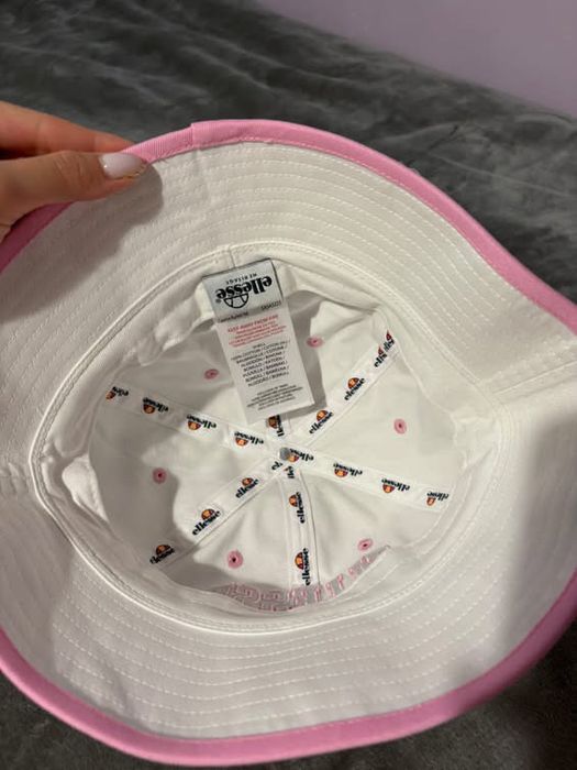 Дамска шапка Ellesse