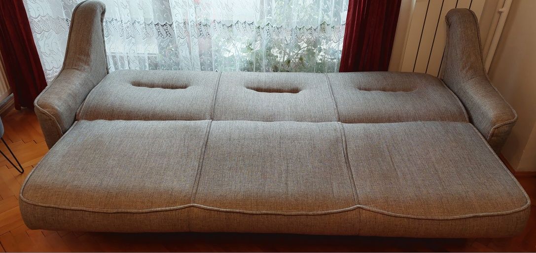 Canapea extensibila 3 locuri + 2 fotolii