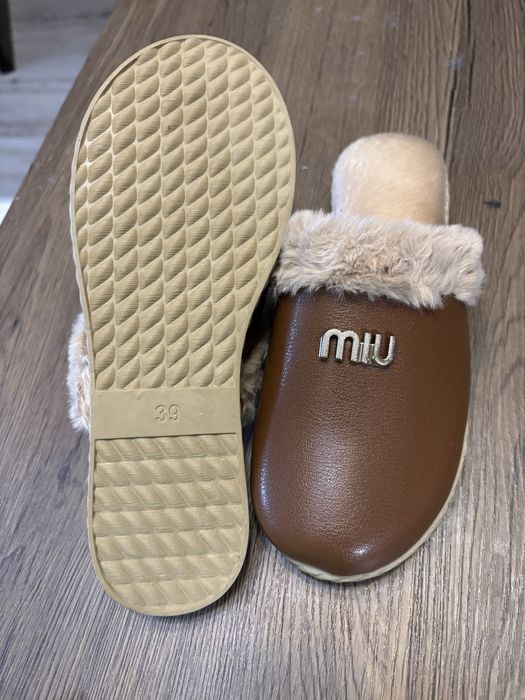 Papuci dama Miu Miu , caldurosi , noi