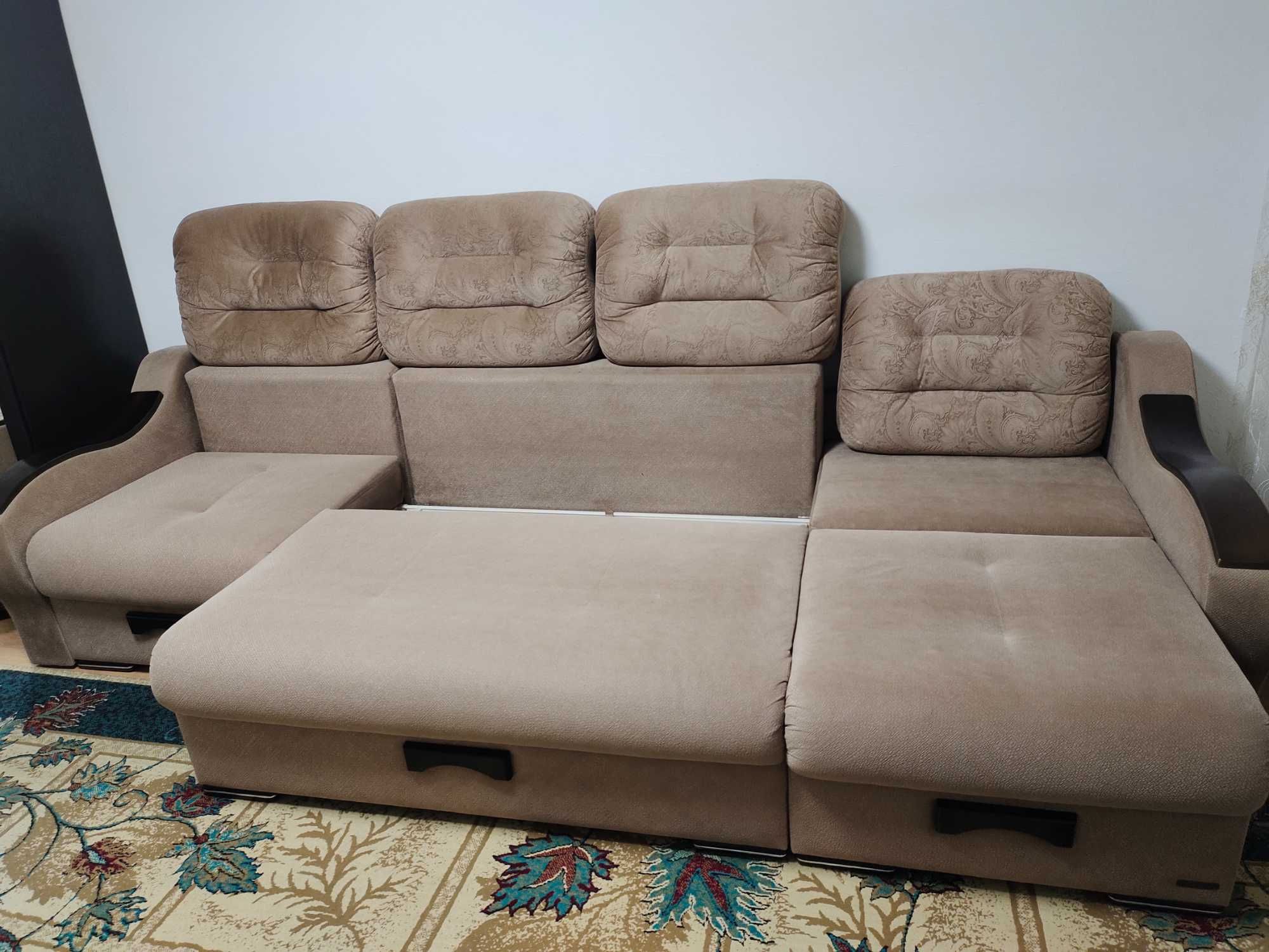 Мебель диван, шкаф