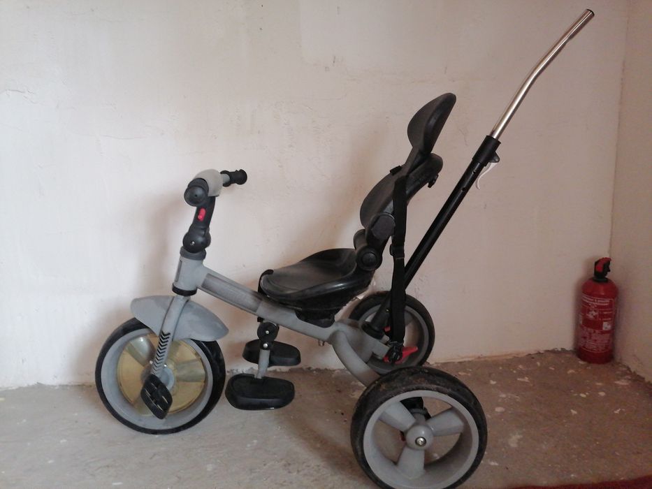 Детцка триколка здрава