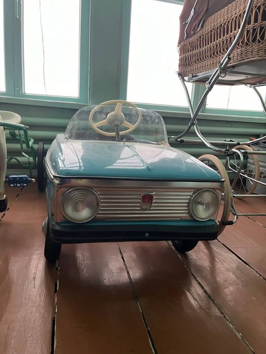 Ретро машина детская каляска и до.