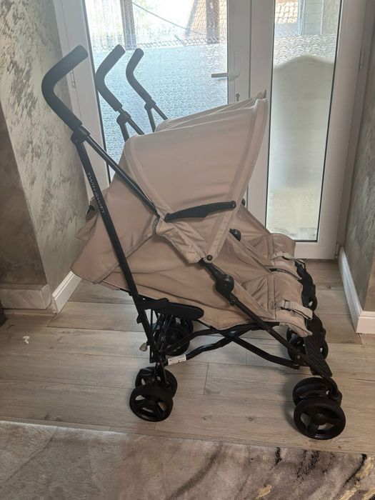 Carut dublu gemeni Inglesina Twin Swift