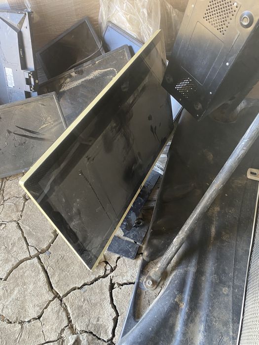 есть не рабочие и рабочие мониторы