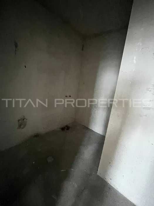 Продава се Тристаен апартамент в Пловдив, Христо Смирненски - 109 кв.м за 1756 €/кв.м - Снимка #4