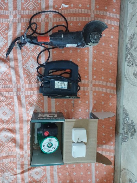 Болгарка,лобзик и церкуяционны насос продам