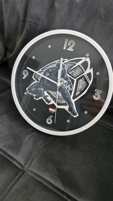 Часовник Черната Пантера