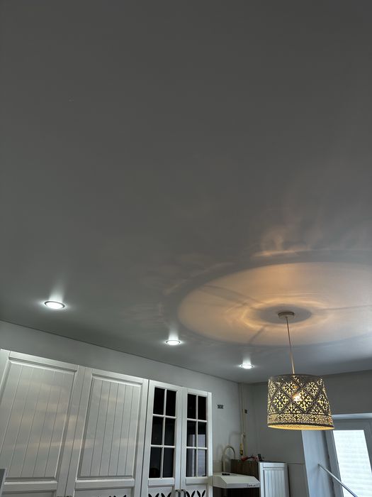 Кермелі төбе Натяжные потолки