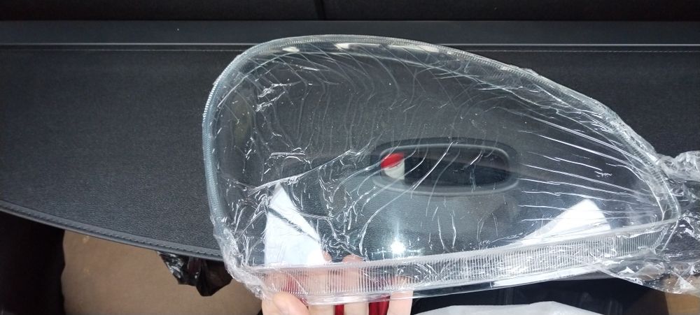 Стекло на фару priora