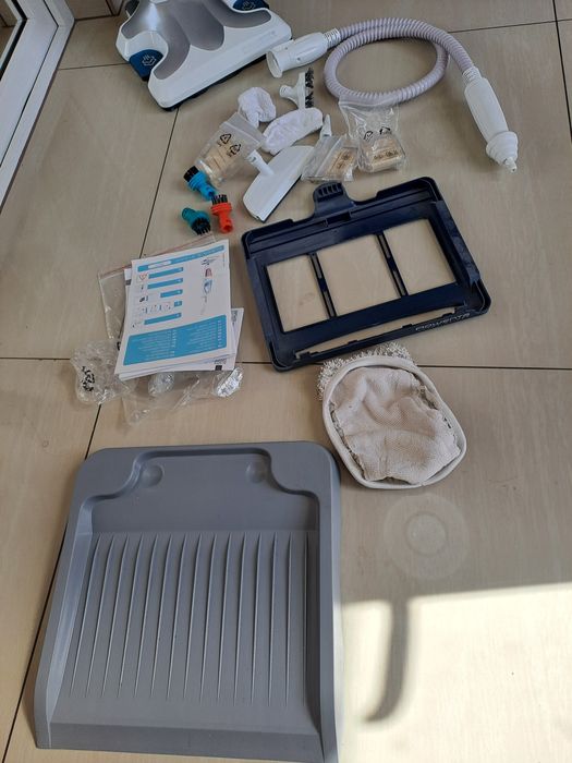 Aspirator și mop Rowenta clean and steam