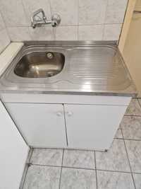 Кухненски шкаф с мивка бял цвят